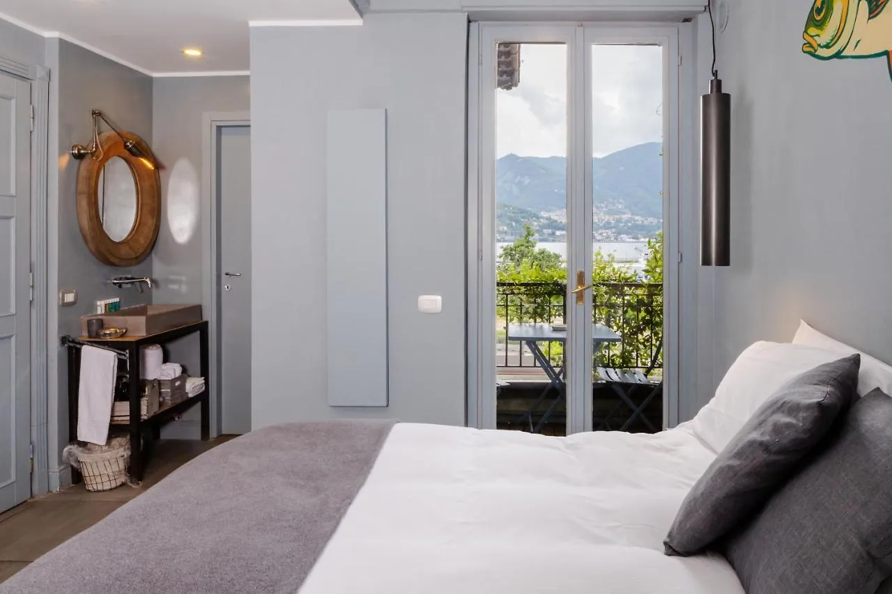 Bello!Lake Como Suites 3*,