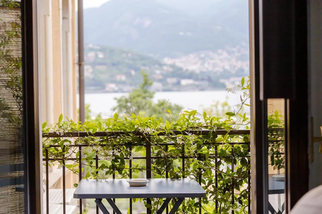 *** בית הארחה Bello!Lake Como Suites איטליה